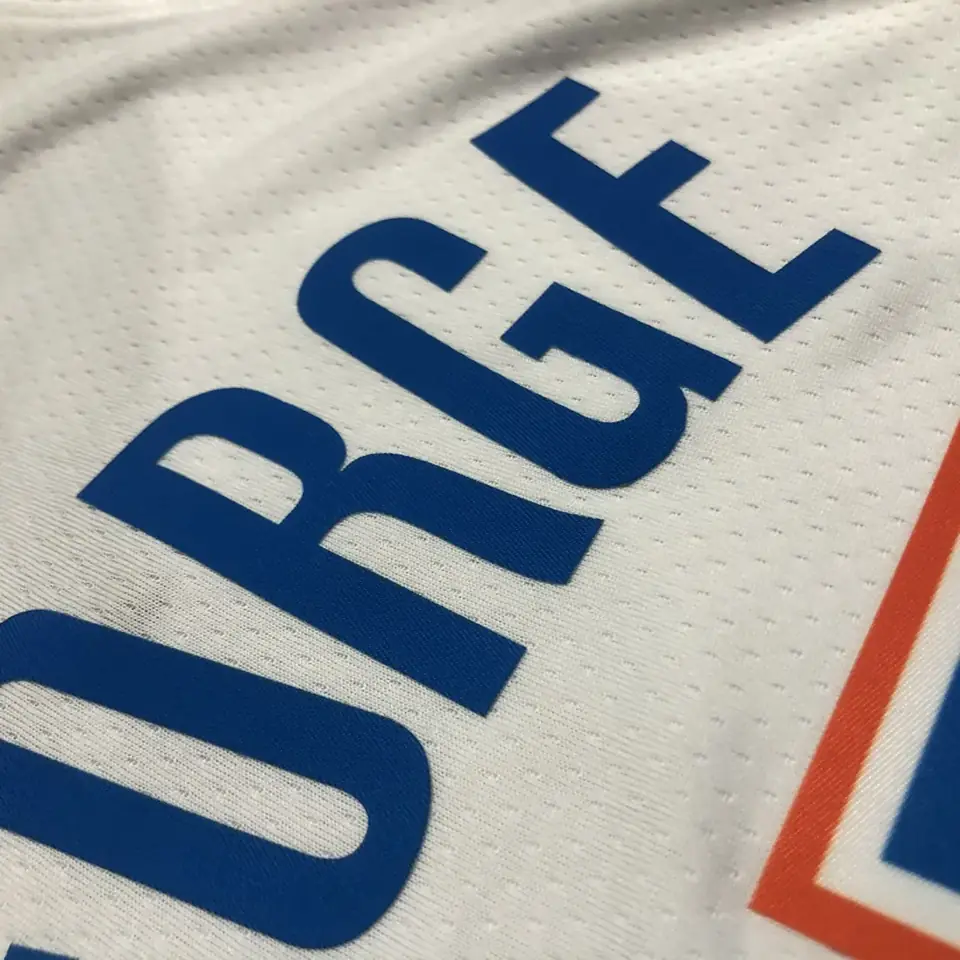 Foto 6 de Camiseta blanca de los Thunder n.º 13 George