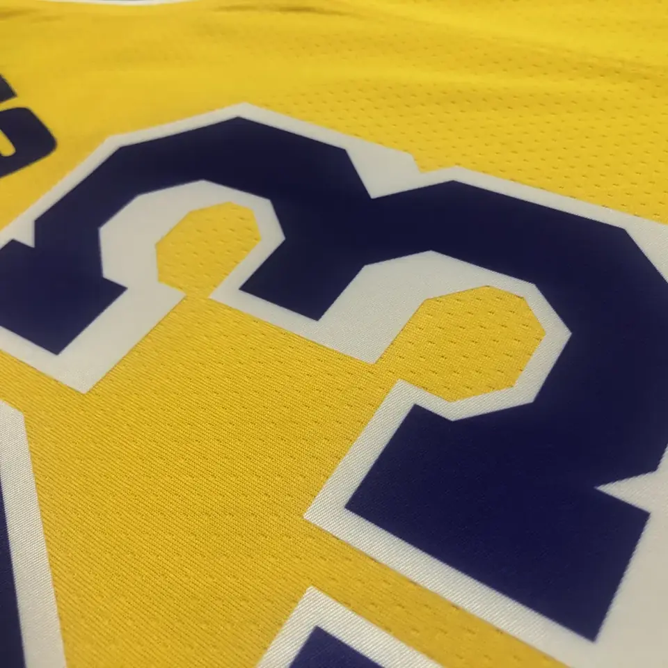 Foto 6 de 75º aniversario Lakers de Los Ángeles amarillo número 23 LeBron James