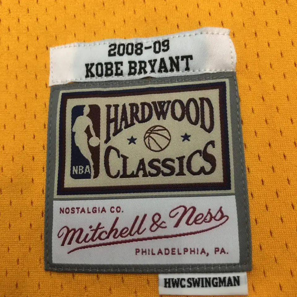 Foto 8 de Camiseta retro MN termosellada: SW Lakers temporada 08/09 cuello en V amarillo número 24 Kobe