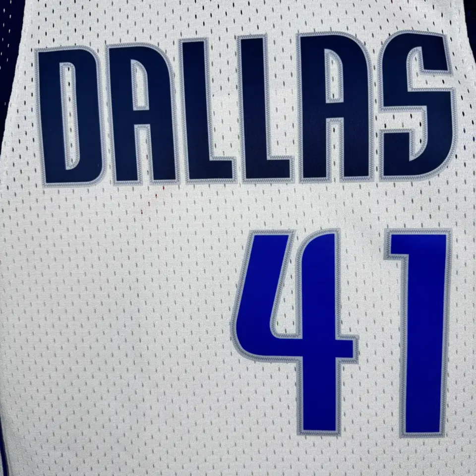 Foto 4 de MN camiseta retro termoimpresa SW: Mavericks temporada 10/11 blanca nº 41 Nowitzki