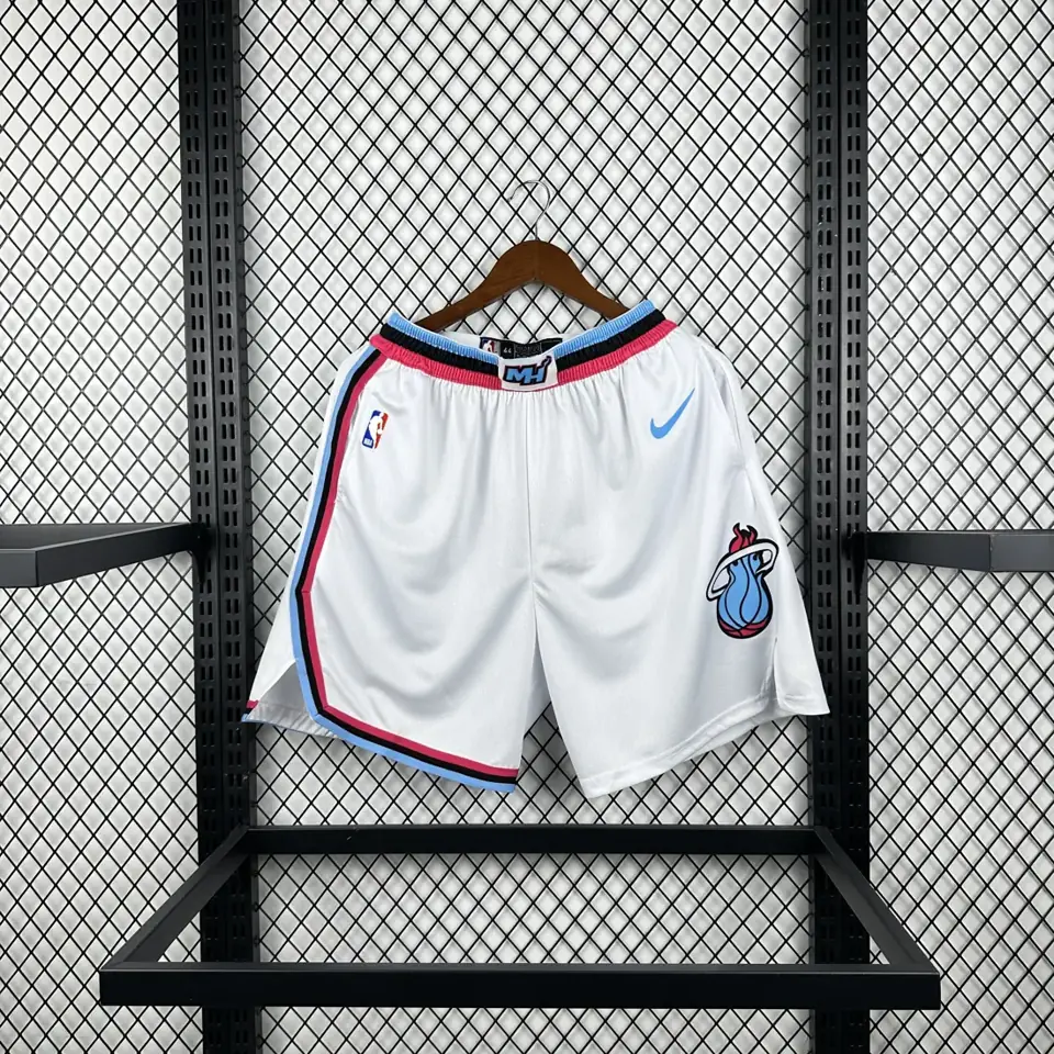 Foto 1 de Heat pantalones cortos blancos