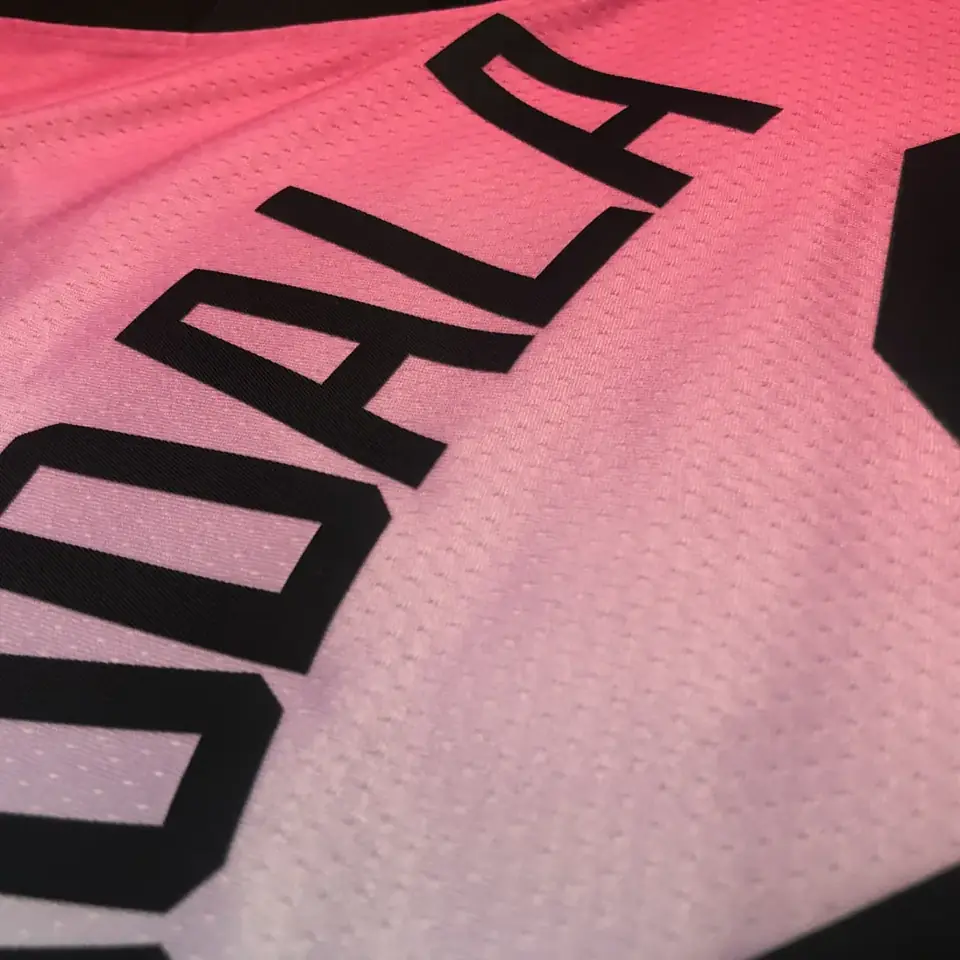 Foto 4 de Temporada 21 Heat de Miami edición ciudad con degradado, n.º 28 Andre Iguodala