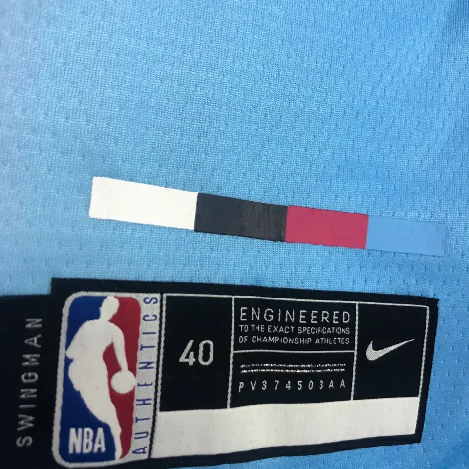 Foto 8 de Temporada 21 Heat de Miami edición ciudad con degradado, n.º 28 Andre Iguodala
