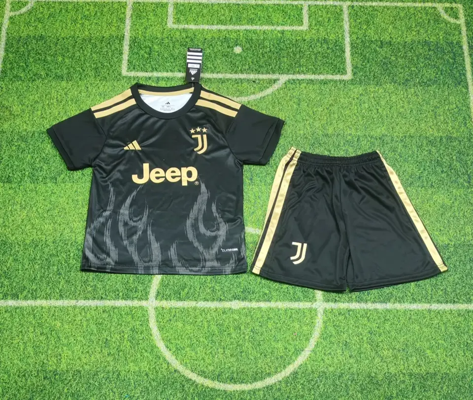 Foto 1 de 26-27 Juventus tercera