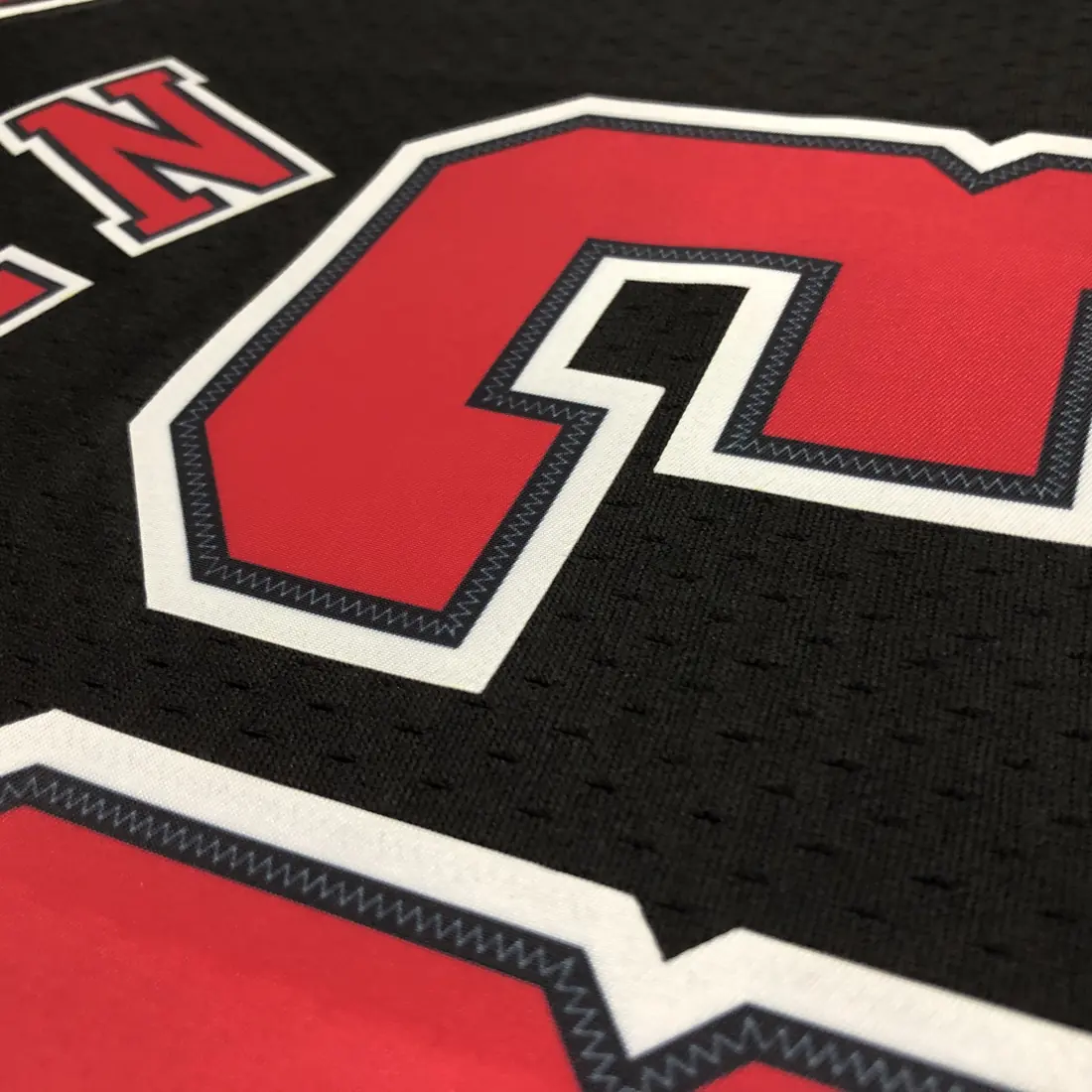 Foto 7 de MN camiseta retro termoimpresa: SW Chicago Bulls temporada 98 color negro nº33 Pippen