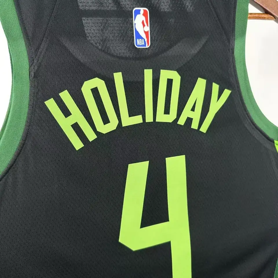 Foto 6 de Temporada 25 Celtics Edición City nº 4 Holiday