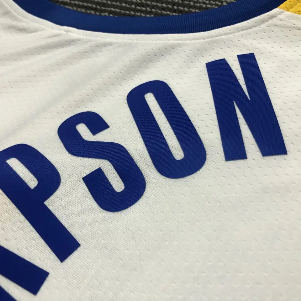 Foto 6 de 75 aniversario Los Warriors blanco número 11 Thompson