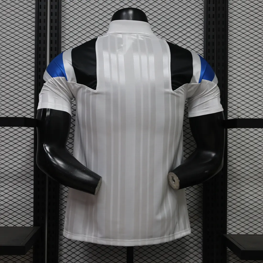 Foto 2 de 26-27 Newcastle Casual Retro S-3XL