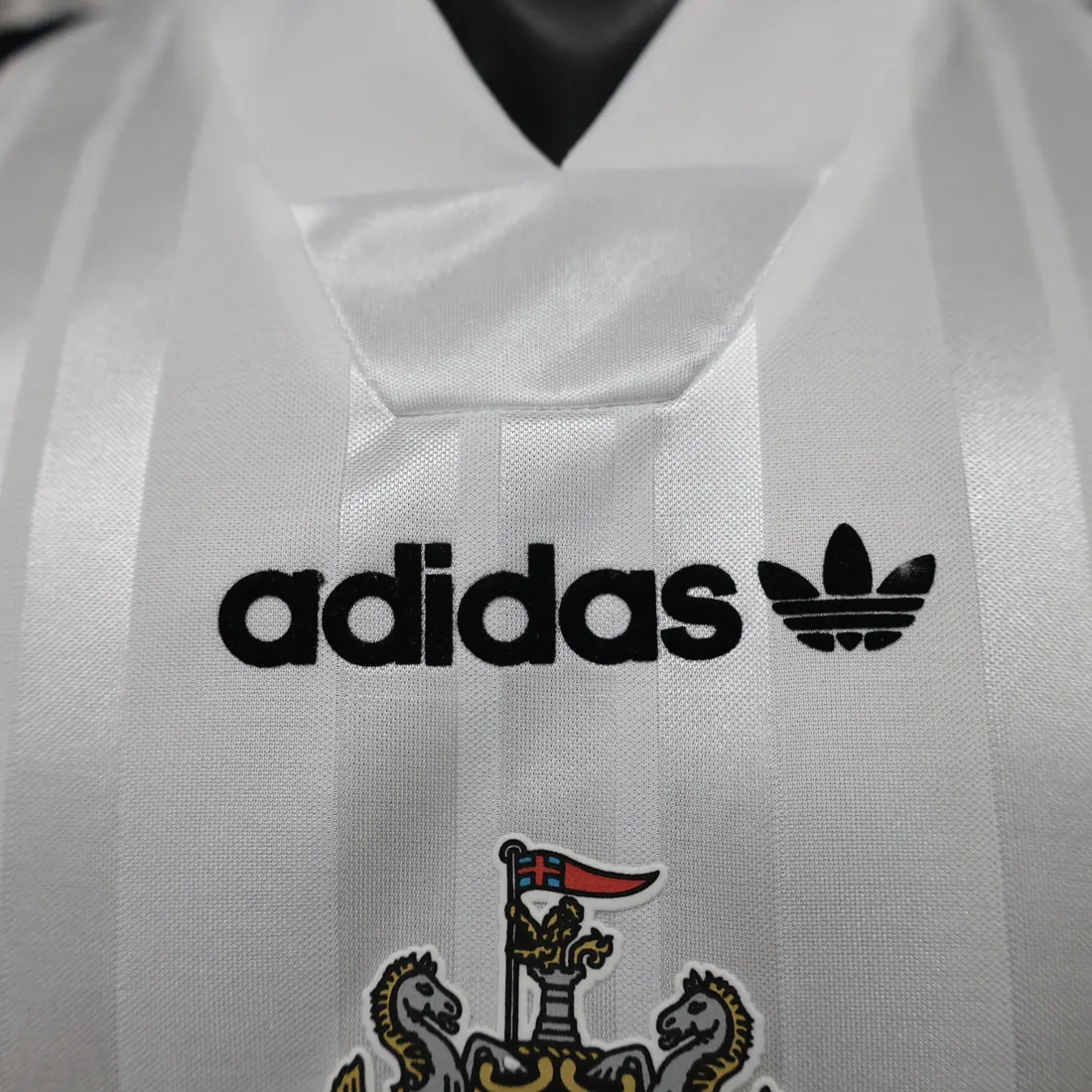Foto 7 de 26-27 Newcastle Casual Retro S-3XL