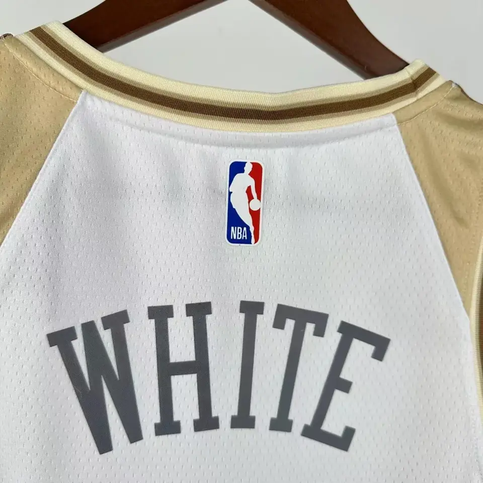 Foto 6 de Temporada 25 Bulls edición Ciudad número 0 White