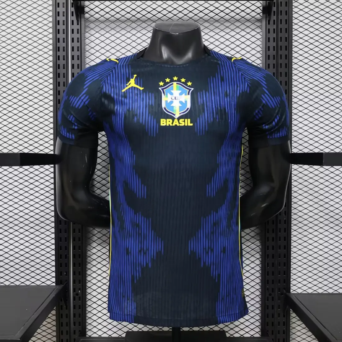 Foto 1 de Versión 1:1 con termosellado Brasil visitante S-3XL