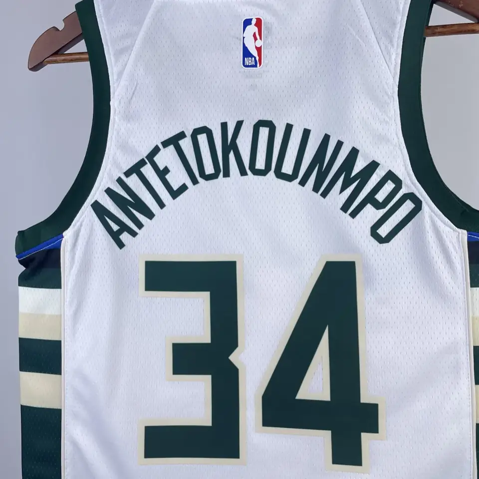 Foto 3 de Temporada 23 Bucks local blanco número 34 Antetokounmpo