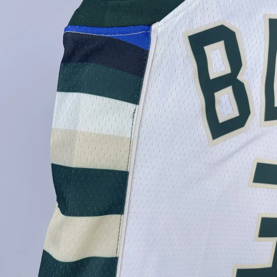 Foto 8 de Temporada 23 Bucks local blanco número 34 Antetokounmpo