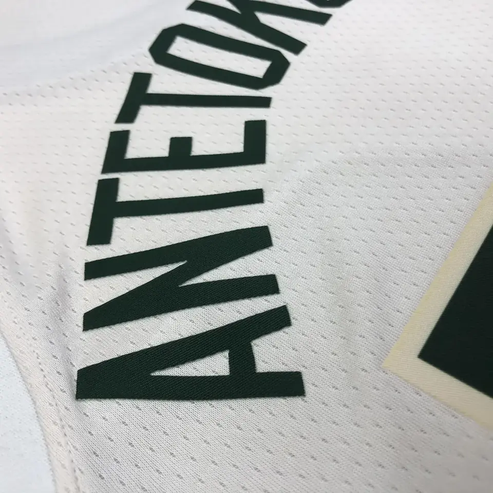 Foto 6 de Temporada 19 Milwaukee Bucks blanco crema a rayas, nº 34 Antetokounmpo