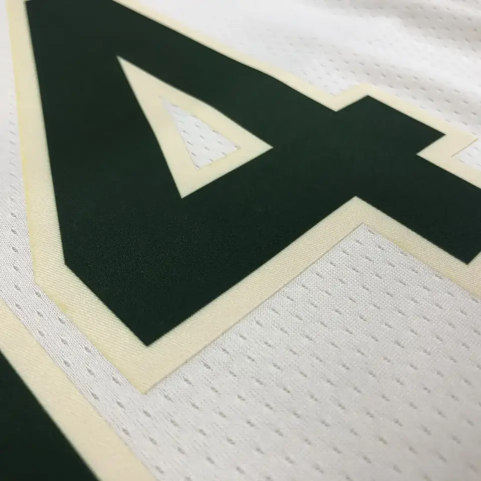 Foto 7 de Temporada 19 Milwaukee Bucks blanco crema a rayas, nº 34 Antetokounmpo
