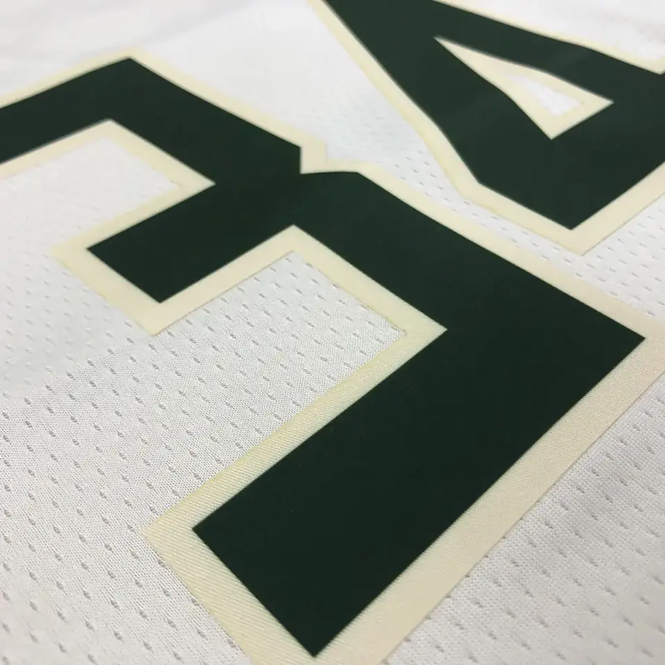 Foto 8 de Temporada 19 Milwaukee Bucks blanco crema a rayas, nº 34 Antetokounmpo