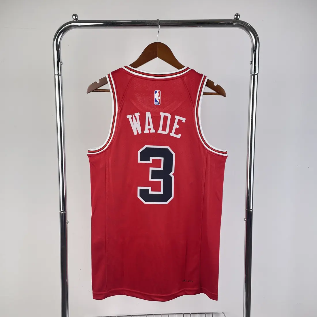 Foto 2 de Temporada 23 Chicago Bulls rojo n.º 3 Wade
