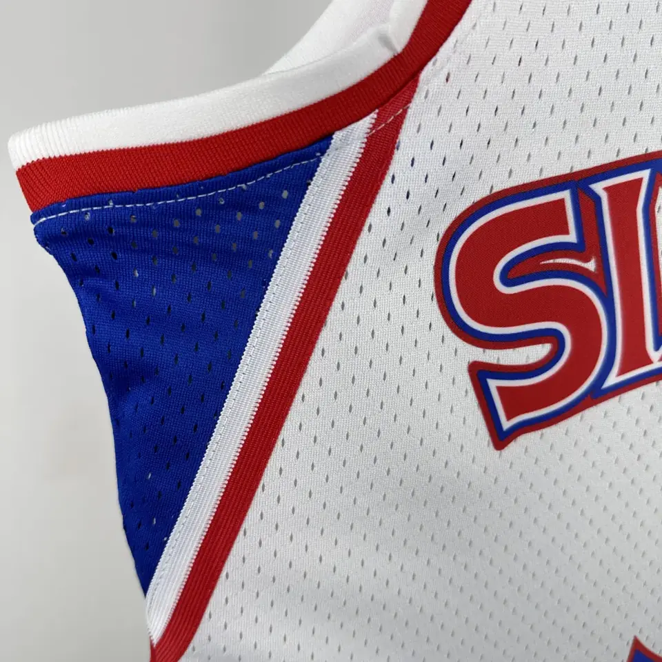 Foto 4 de MN camiseta retro termoimpresa SW: 76ers temporada 96-97 novato retro blanco nº 3 Iverson