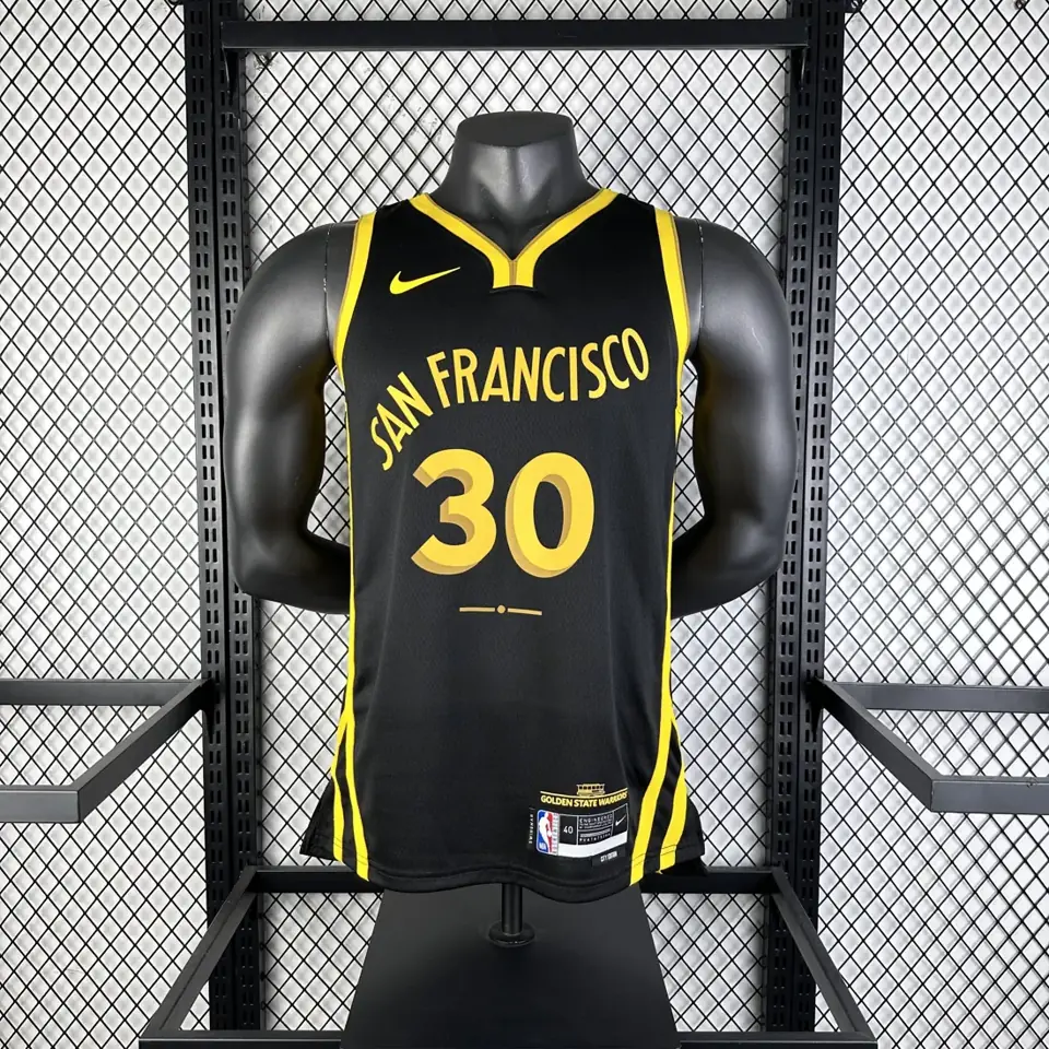 Foto 3 de Temporada 24 Warriors Edición Ciudad número 30 Curry