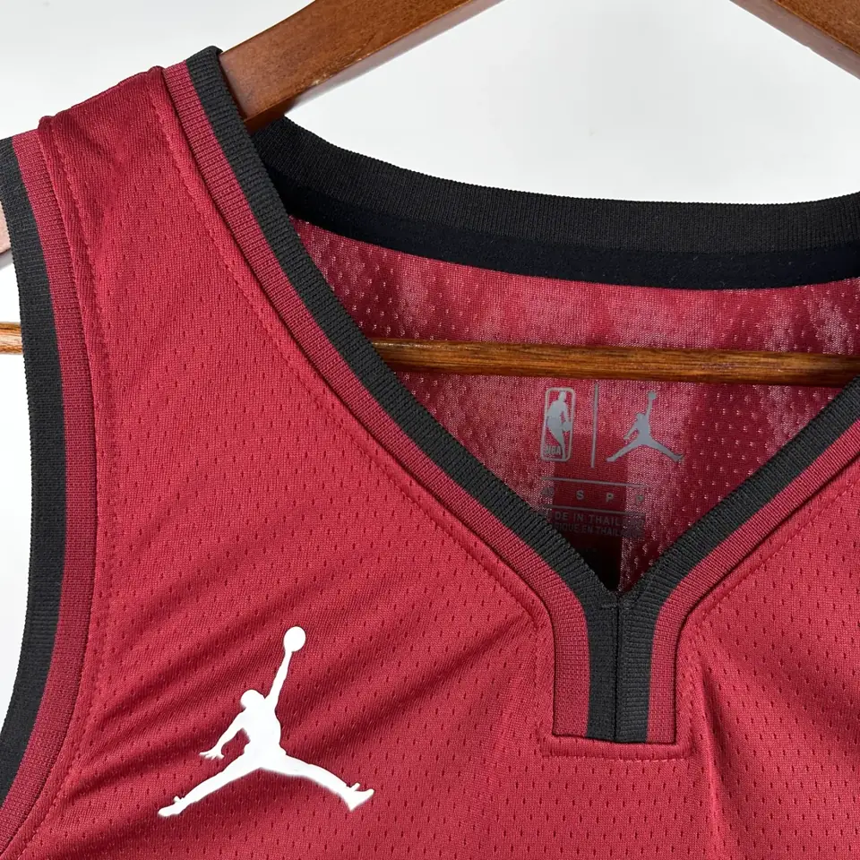 Foto 4 de Heat edición Jumpman limitada n.º 11 Jaquez