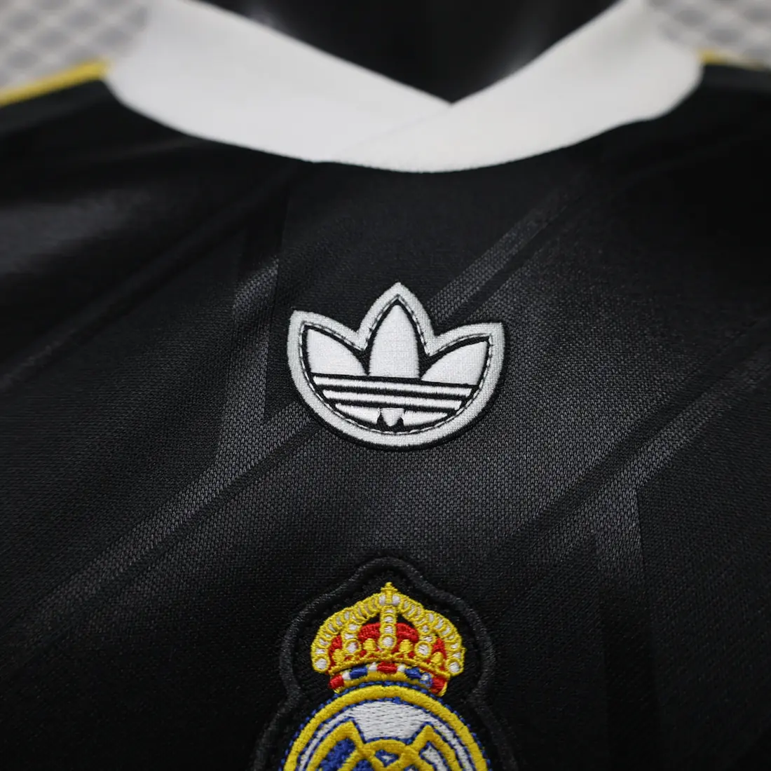 Foto 7 de 26-27 Real Madrid Negro Casual Retro Tallas S-3XL