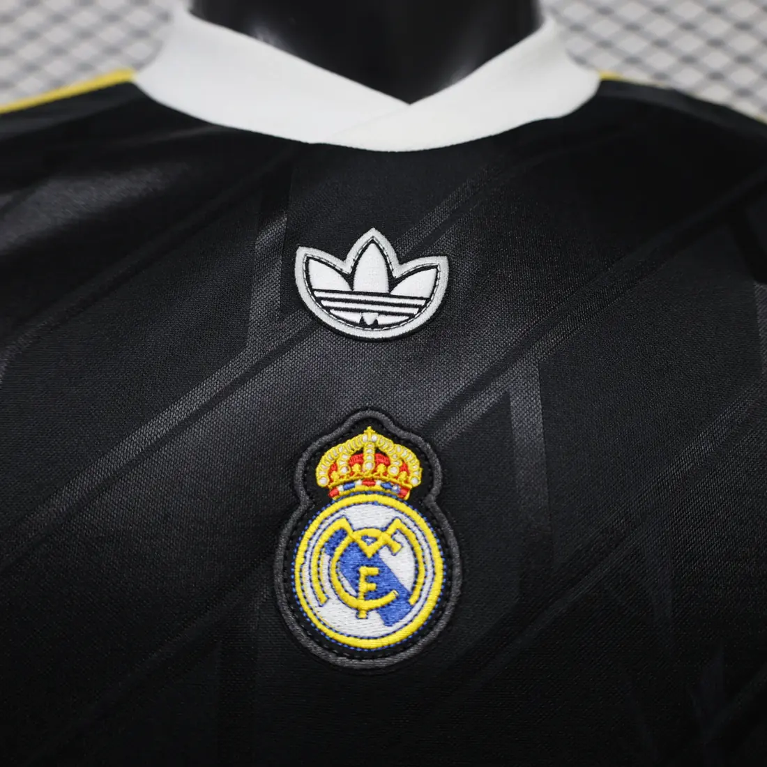 Foto 8 de 26-27 Real Madrid Negro Casual Retro Tallas S-3XL