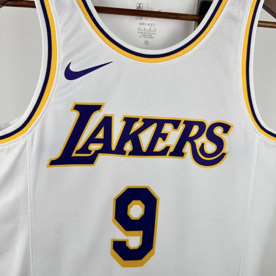 Foto 3 de Temporada 23 Lakers de Los Ángeles cuello redondo blanco número 9 Bronny