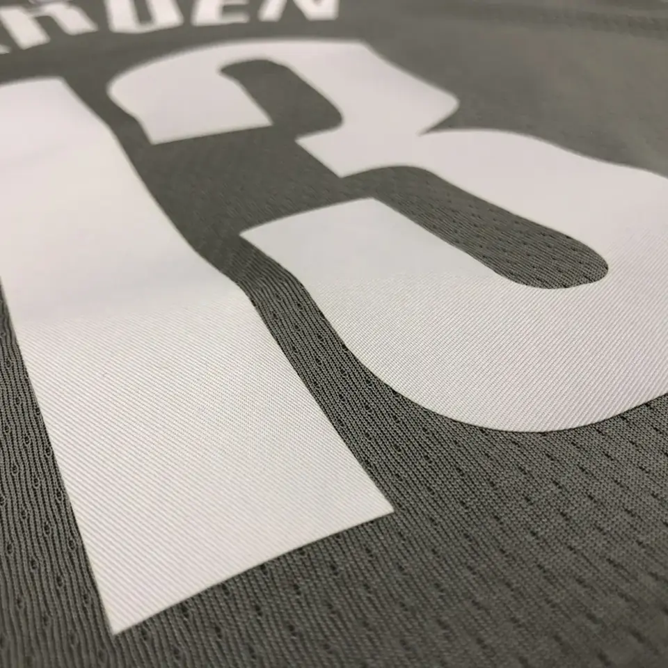 Foto 8 de Temporada 21 Brooklyn Nets camiseta gris temática Jordan nº 13 James Harden
