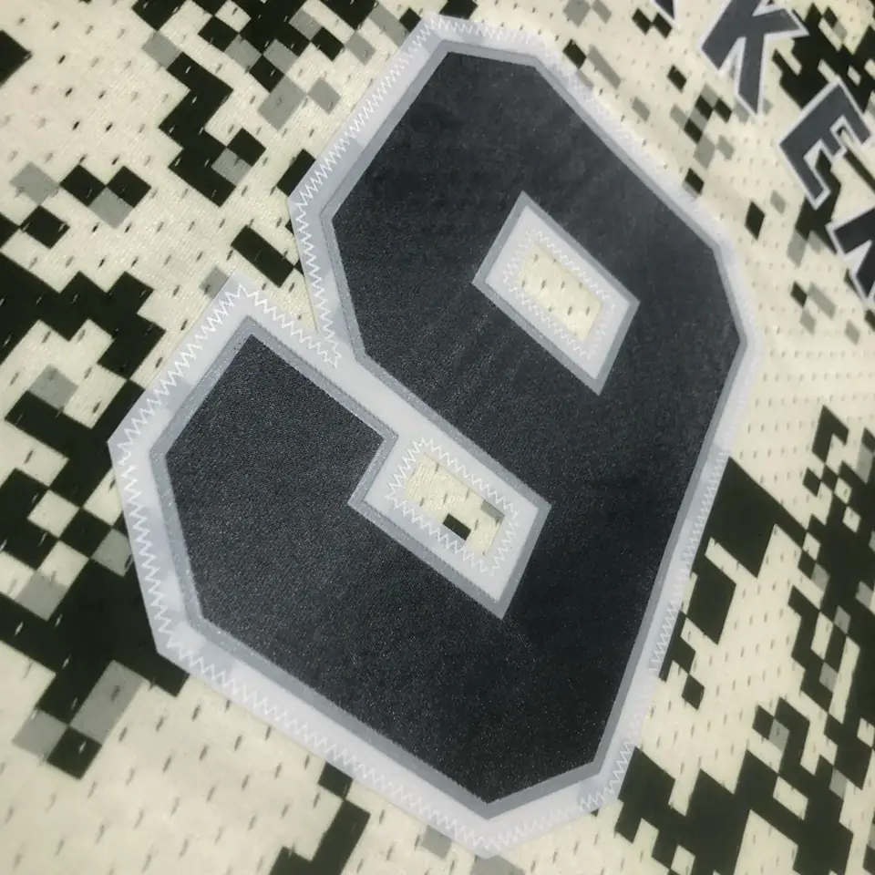 Foto 5 de Camiseta retro MN termoimpresa: SW San Antonio Spurs temporada 13/14 camuflaje n.º 9 Parker