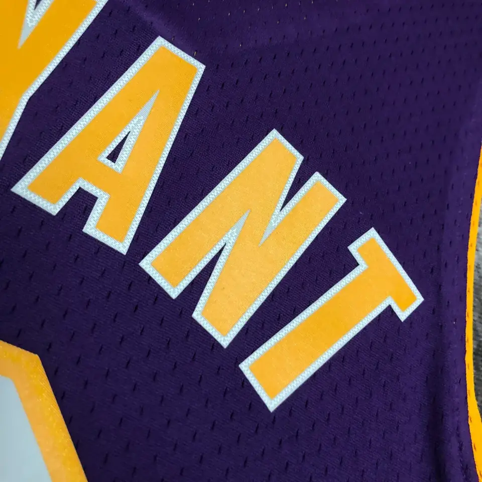 Foto 3 de Camiseta retro termosellada MN: SW de los Lakers temporada 00/01, cuello en V, morado, número 8 Kobe