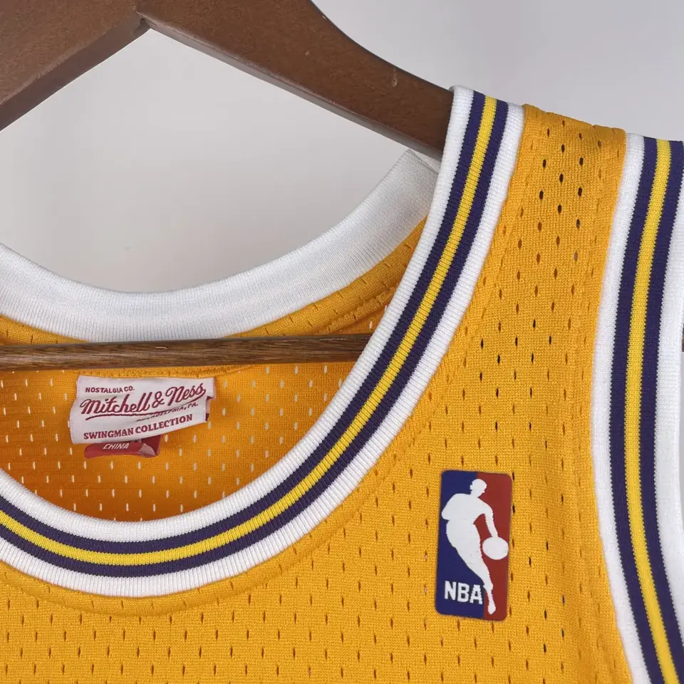 Foto 6 de Camiseta retro termoimpresa MN: SW Lakers temporada 71/72 número 44 West