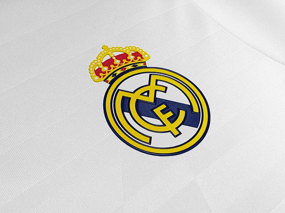 Foto 7 de Manga larga: Temporada 2014/15 Real Madrid local 3B