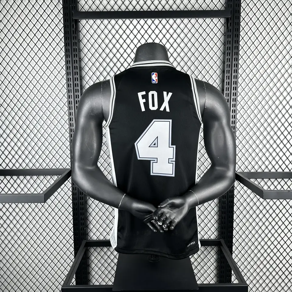 Foto 2 de Spurs negro número 4 Fox