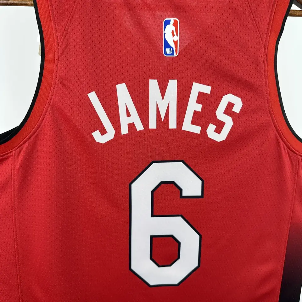 Foto 6 de Temporada 25 Heat Edición City número 6 James