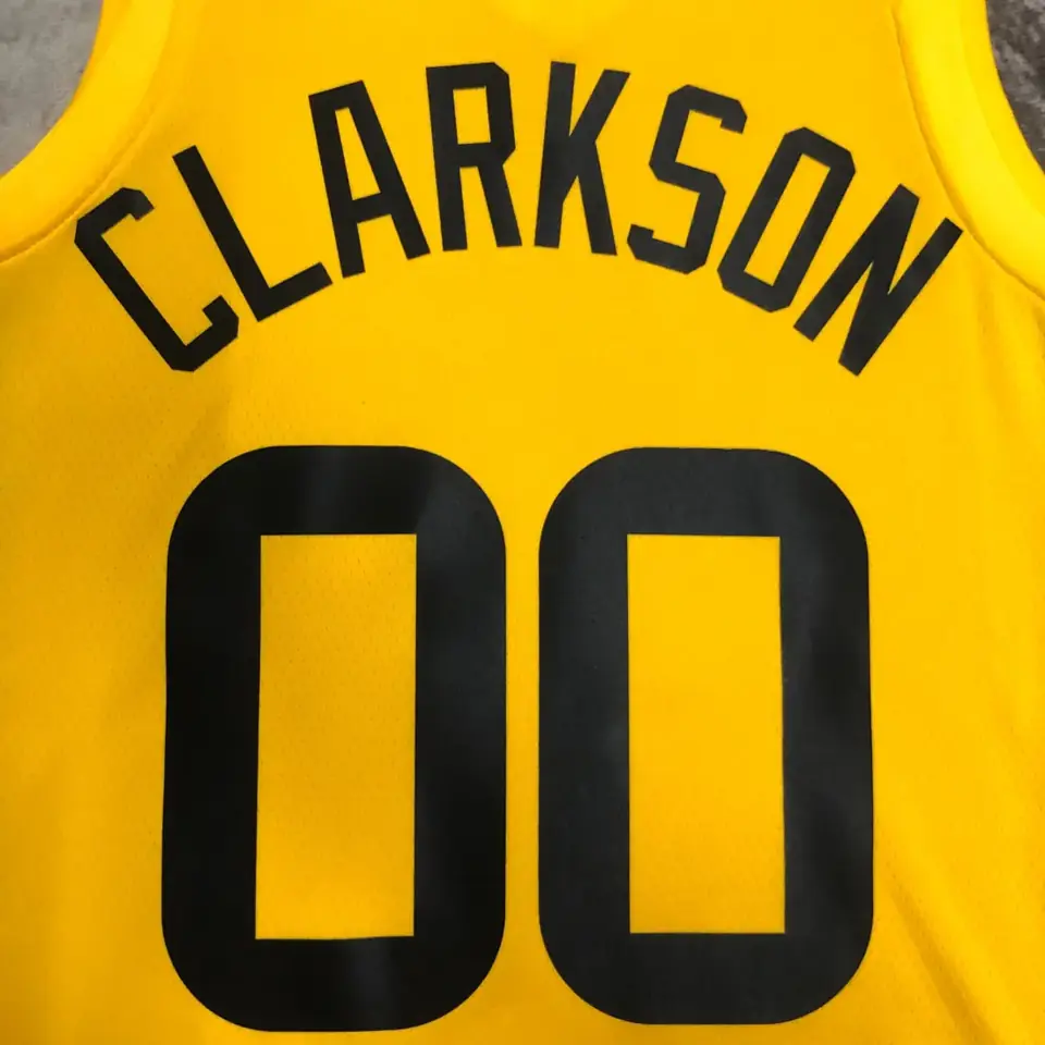 Foto 6 de Temporada 23 Jazz visitante amarillo número 00 Clarkson