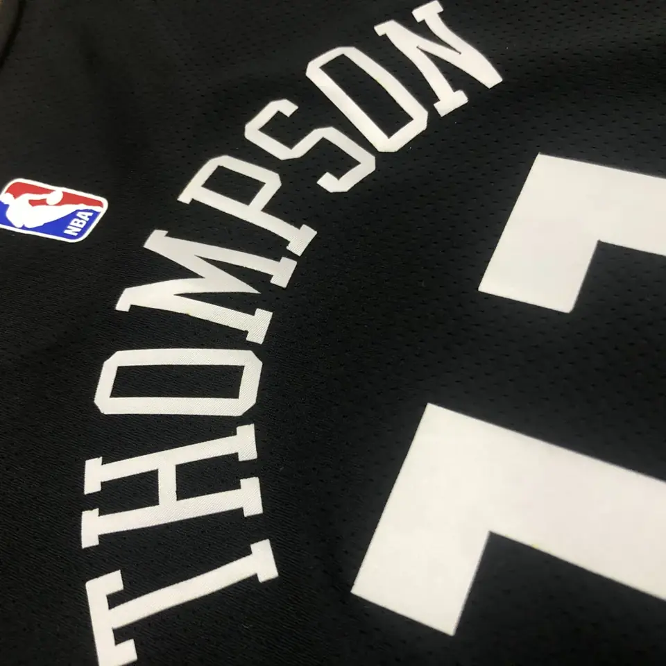 Foto 6 de Temporada 19 Golden State Warriors Edición Ciudad negro cuello en V nº 11 Klay Thompson