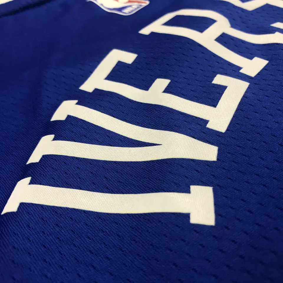 Foto 6 de 76ers cuello en V azul nº 3 Iverson