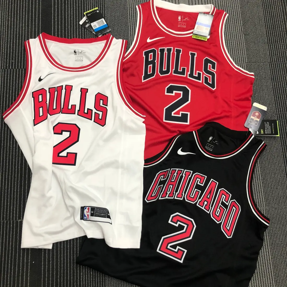 Foto 3 de Bulls de Chicago negro número 2 Ball