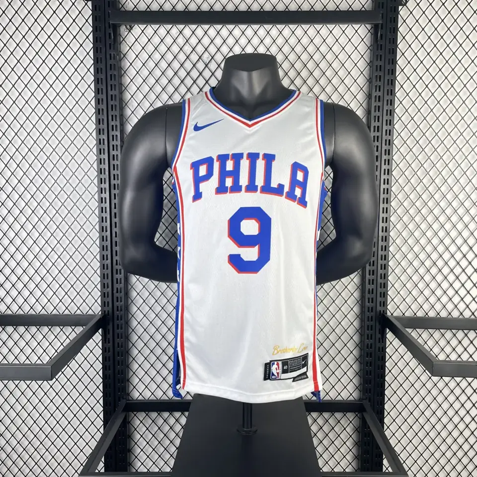 Foto 3 de Temporada 23 76ers local blanco número 9 Oubre