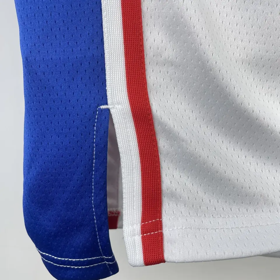 Foto 8 de Temporada 23 76ers local blanco número 9 Oubre