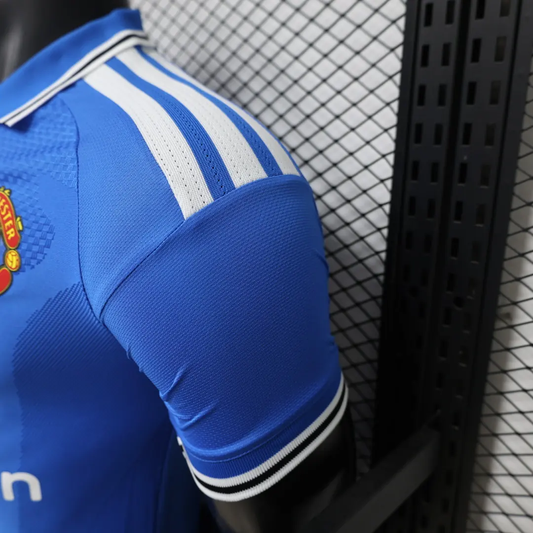 Foto 6 de Versión jugador 26-27 Manchester United edición especial azul S-2XL