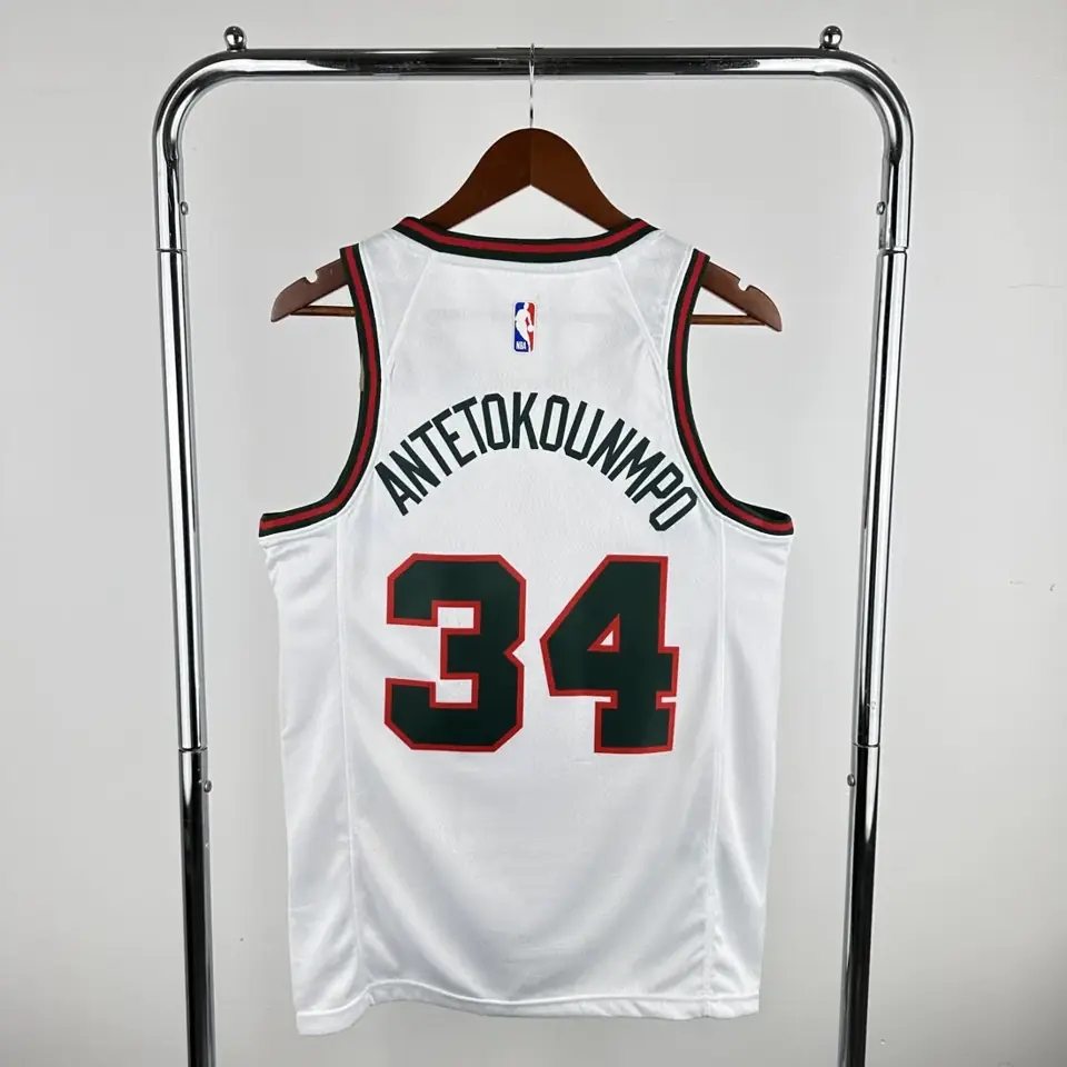 Foto 2 de Temporada 18 Bucks retro n.º 34 Antetokounmpo