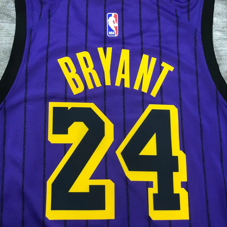 Foto 7 de Temporada 18 Los Angeles Lakers morado Edición limitada de rayas nº 24 Kobe