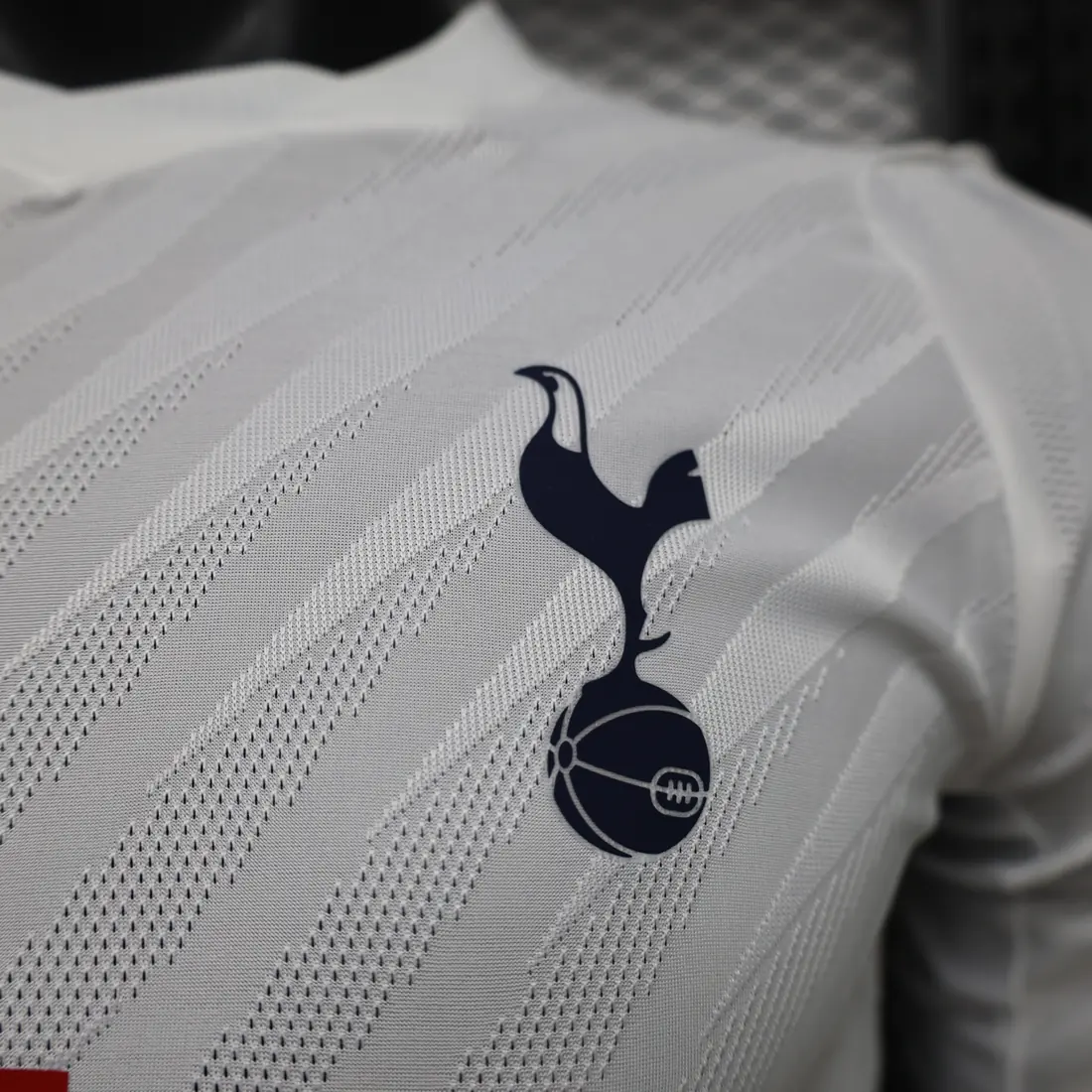 Foto 8 de Versión jugador 26-27 Tottenham local S a 2XL