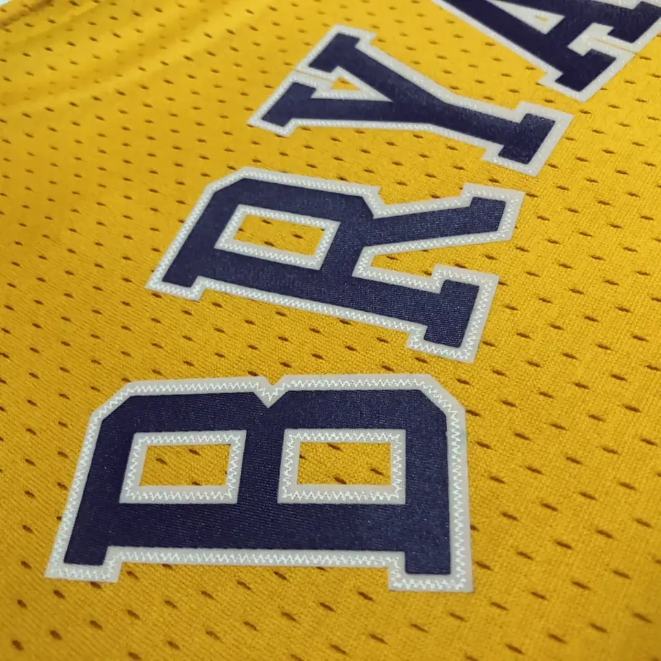 Foto 5 de Camiseta retro termosellada MN: SW de los Lakers temporada 97, cuello redondo, amarillo, número 8 Kobe