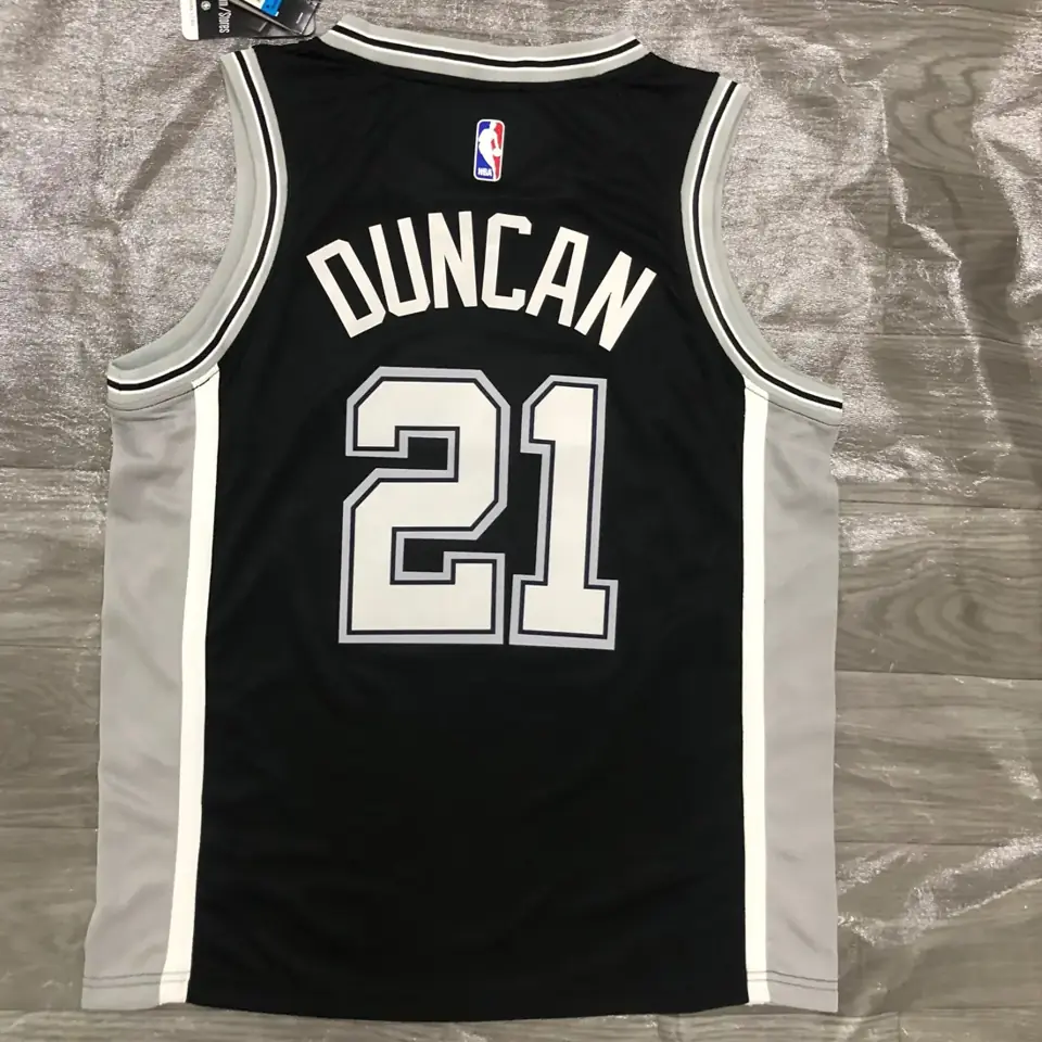 Foto 2 de Spurs negro número 21 Duncan