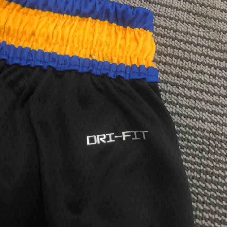Foto 2 de Temporada 22 Warriors Edición City pantalones cortos