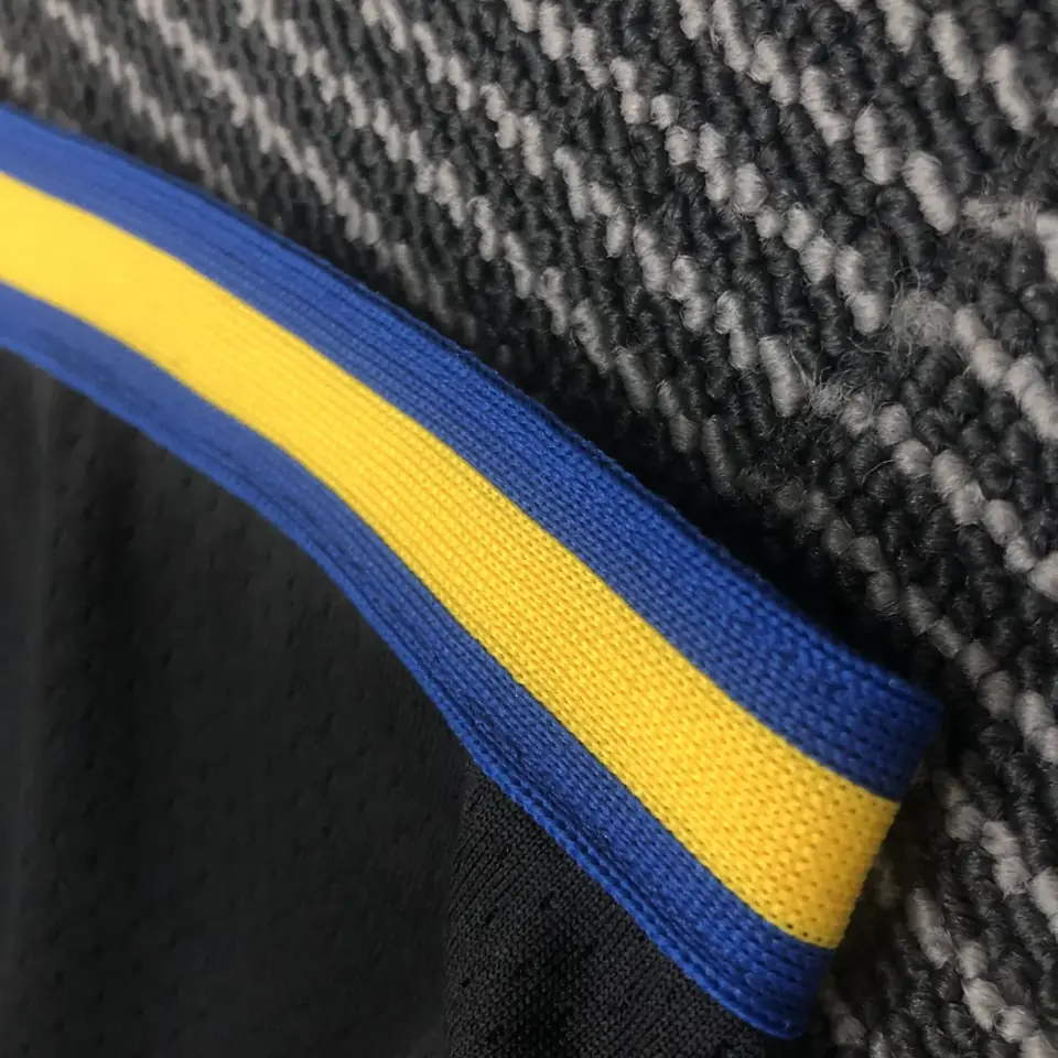 Foto 3 de Temporada 22 Warriors Edición City pantalones cortos