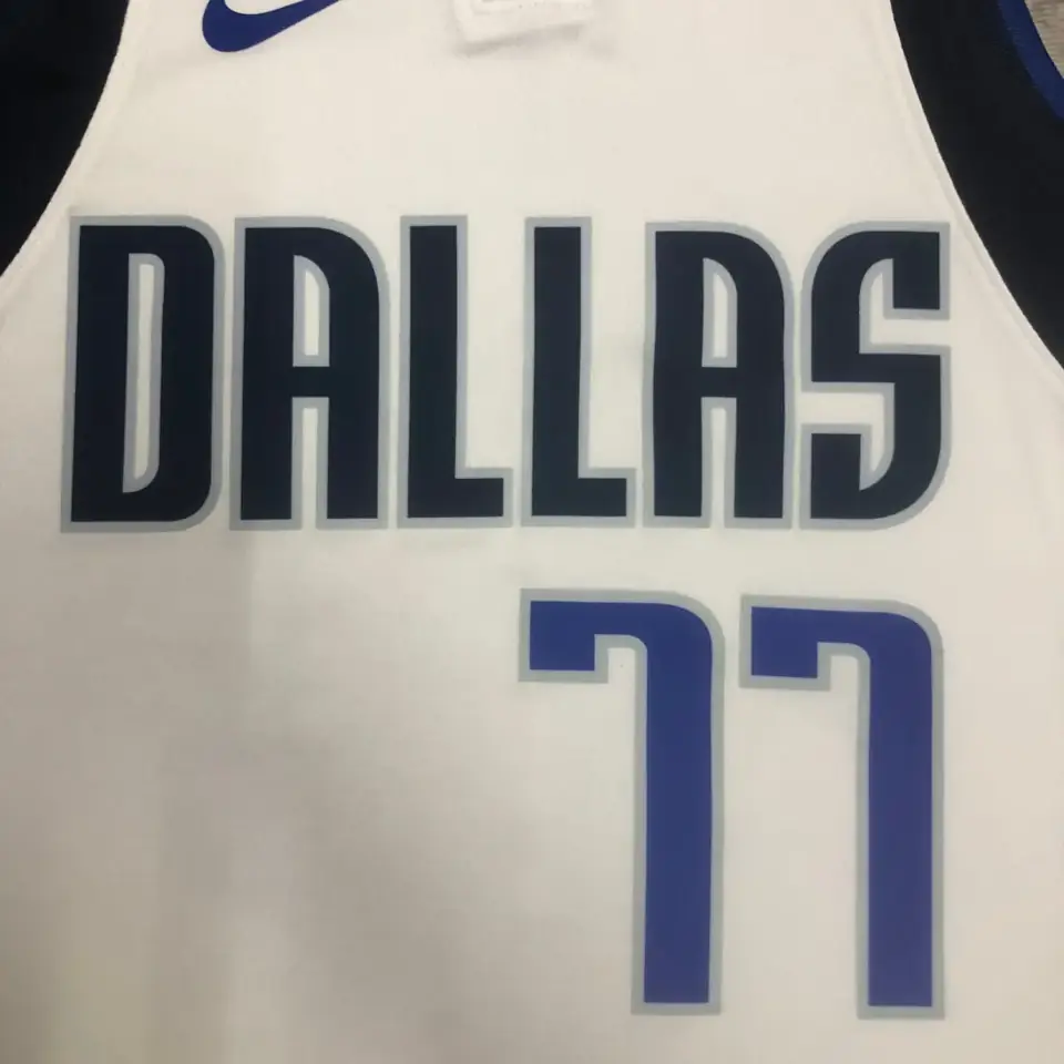 Foto 3 de Temporada 23 Mavericks blanco nº 77 Doncic