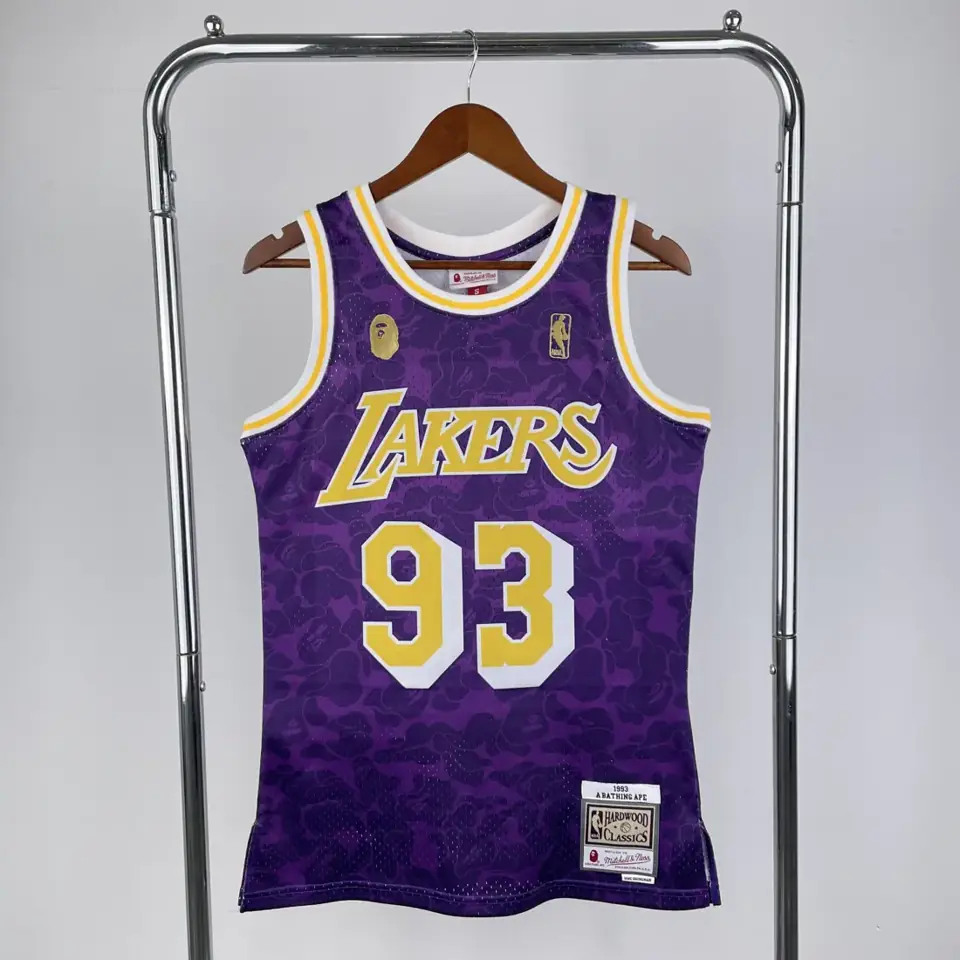 Foto 1 de Camiseta colaborativa BAPE×M&N: Los Angeles Lakers morada número 93